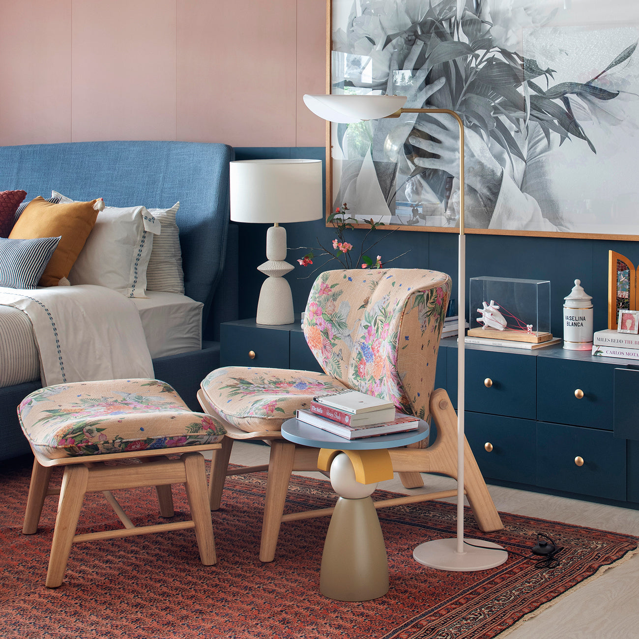 Mesa de Apoio Suzy | Composição em Laca 01