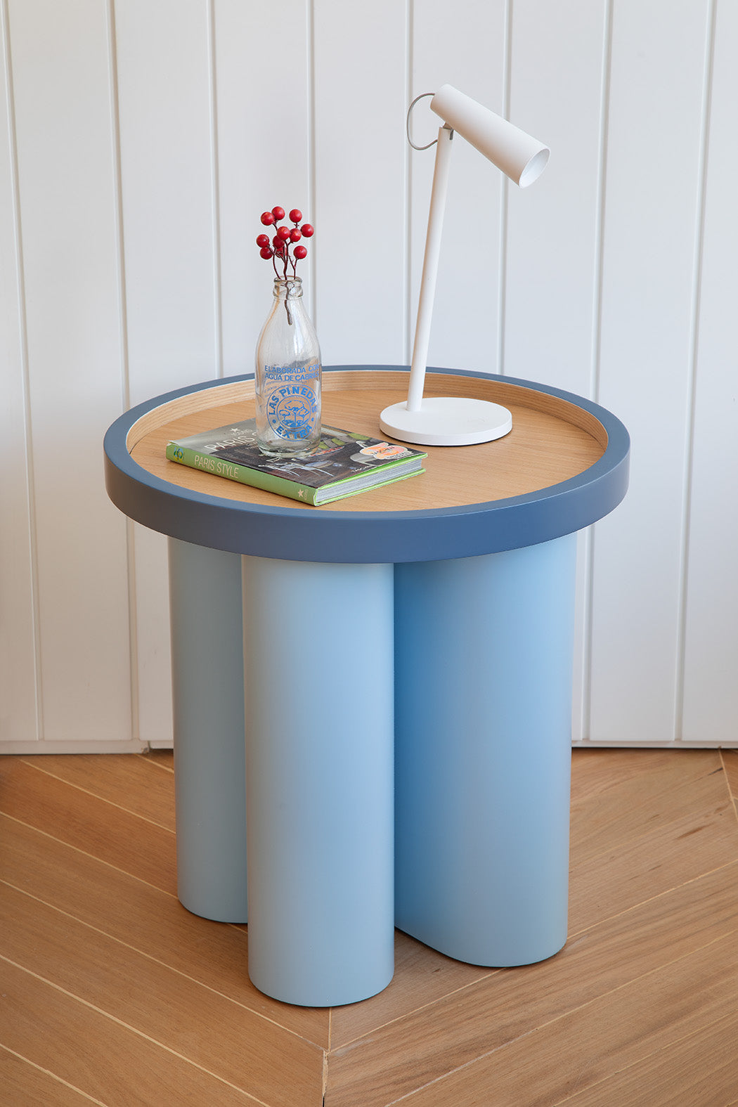 Mesa de Apoio Vicente | Composição em Laca 01